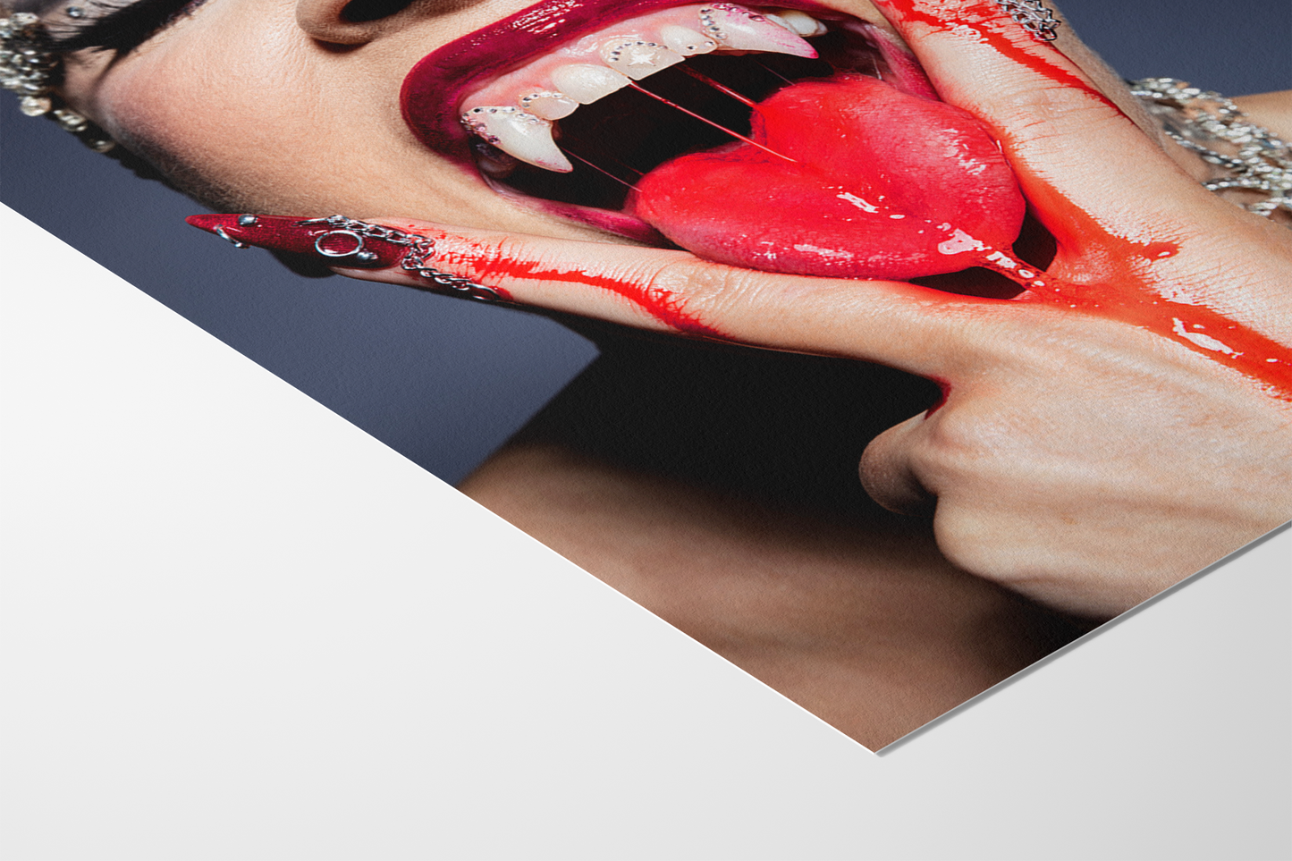 Amber Vineyard X Studio Rik Versteeg x ICONIQA "1"